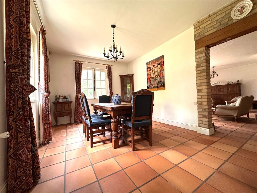 maison 9 Pièces en vente sur TETEGHEM COUDEKERQUE VILLAGE (59229)