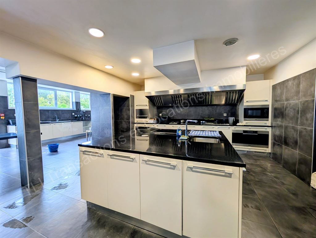 immeuble en vente sur TETEGHEM COUDEKERQUE VILLAGE (59229)