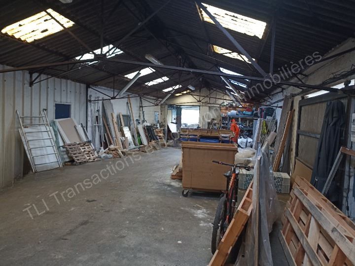 Vente Entrepôt Esquelbecq 397&nbsp;m²