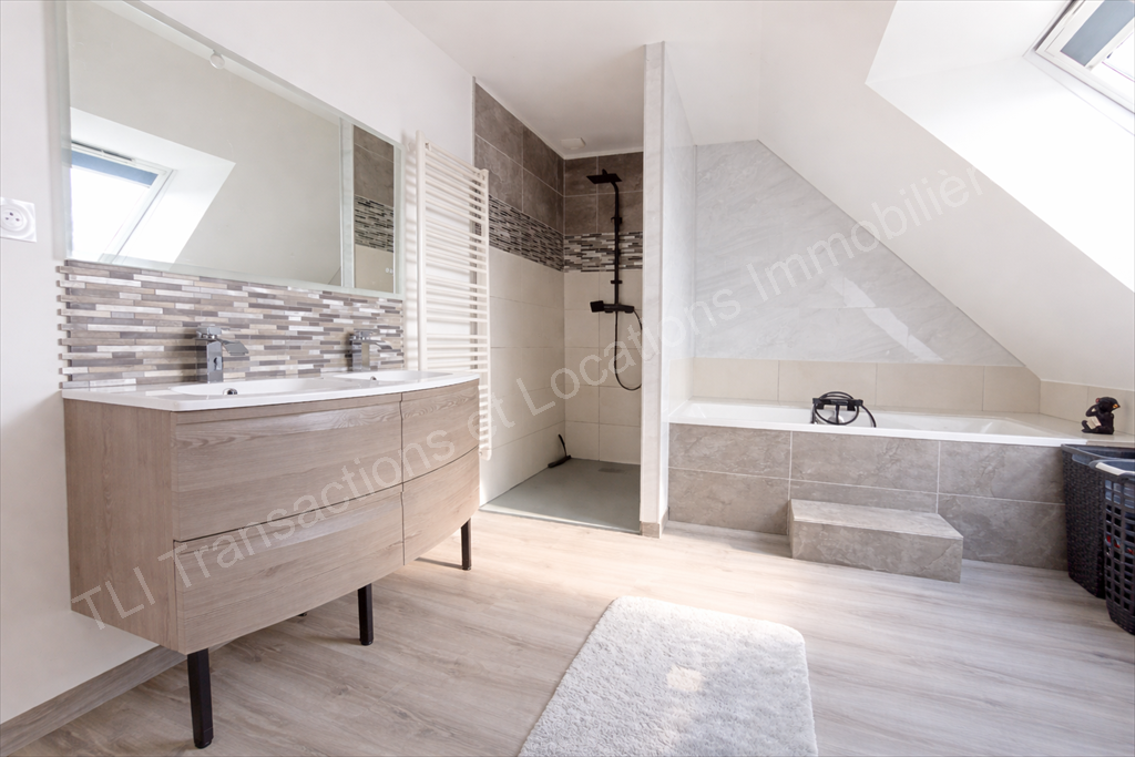 maison 6 Pièces en vente sur ZEGERSCAPPEL (59470)