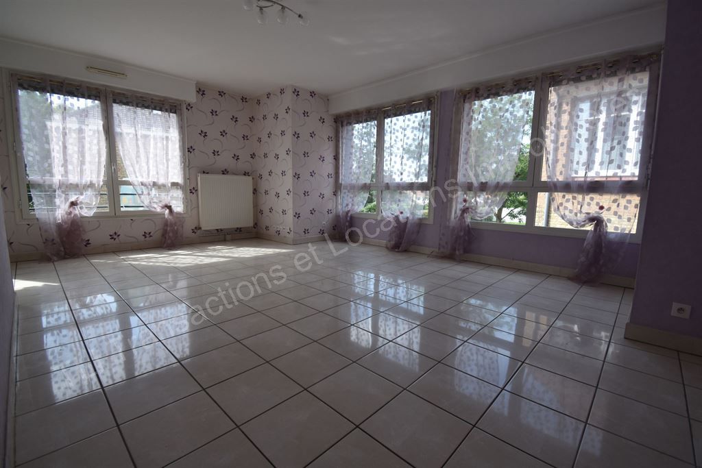 appartement 3 Pièces en location sur TETEGHEM (59229)
