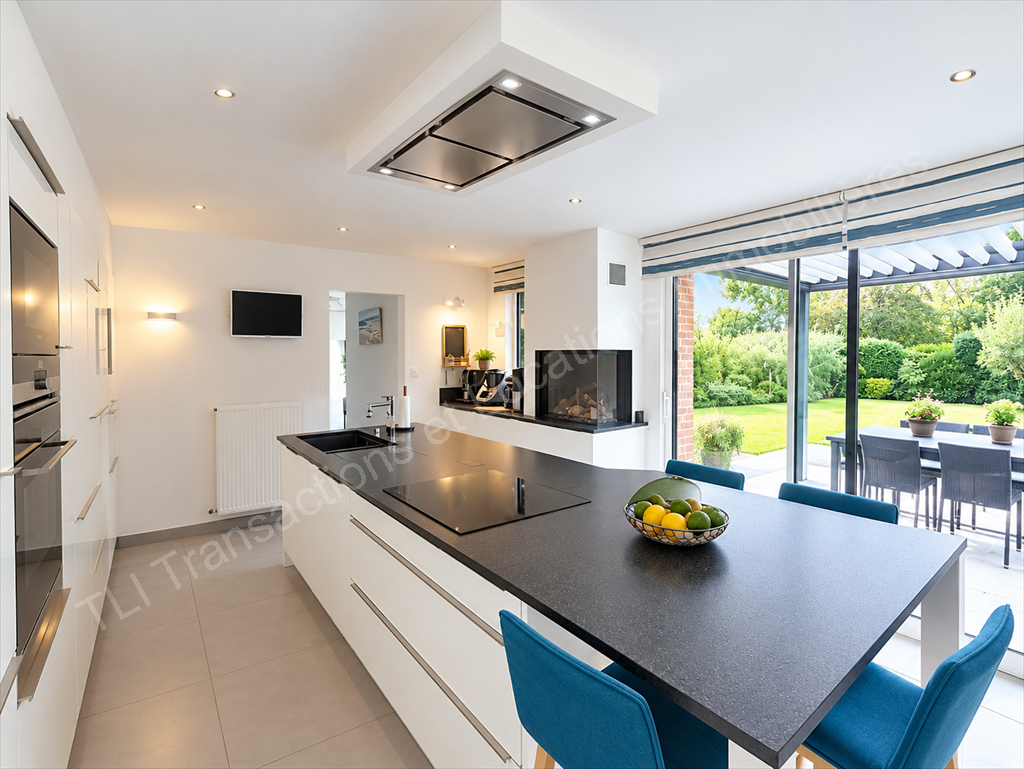 maison 6 Pièces en vente sur TETEGHEM COUDEKERQUE VILLAGE (59229)